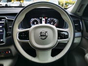 ボルボ XC90 中古車