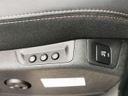 プジョー 5008 中古車