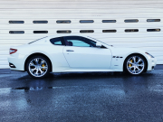 マセラティ グランツーリズモ 中古車