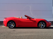 フェラーリ カリフォルニア 中古車