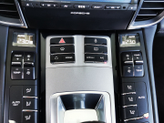 ポルシェ パナメーラ 中古車