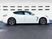 ポルシェ パナメーラ 中古車