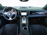 ポルシェ パナメーラ 中古車