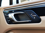 ポルシェ マカン 中古車