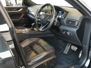 マセラティ レヴァンテ 中古車