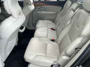 ボルボ XC90 中古車