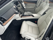 ボルボ XC90 中古車