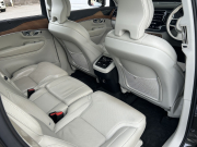 ボルボ XC90 中古車