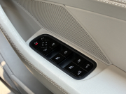 ポルシェ パナメーラ 中古車