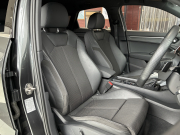 アウディ Q3 中古車