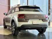 シトロエン C4 カクタス 中古車