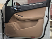 ポルシェ マカン 中古車