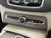 ボルボ XC90 中古車