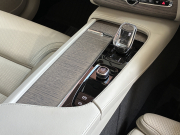 ボルボ XC90 中古車