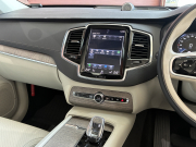 ボルボ XC90 中古車