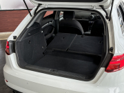 アウディ A3スポーツバック 中古車