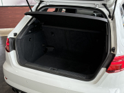 アウディ A3スポーツバック 中古車