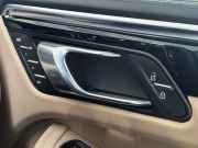 ポルシェ マカン 中古車