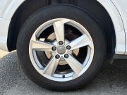 アウディ Q2 中古車