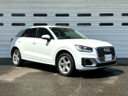 アウディ Q2 中古車