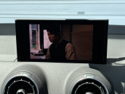 アウディ Q2 中古車