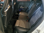 メルセデスベンツ GLA 中古車