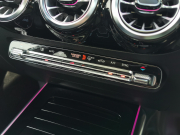 メルセデスベンツ GLA 中古車