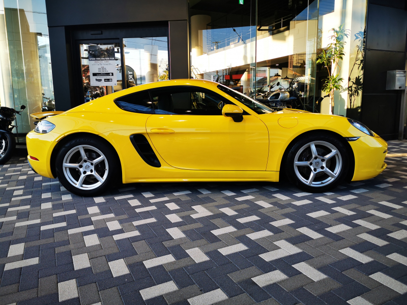 ポルシェ ケイマン 中古車