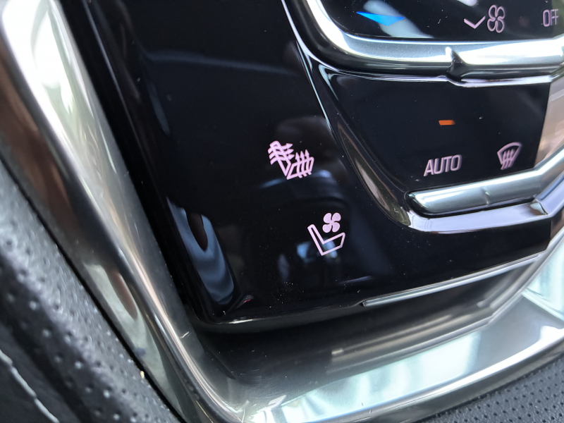 キャデラック CTS 中古車