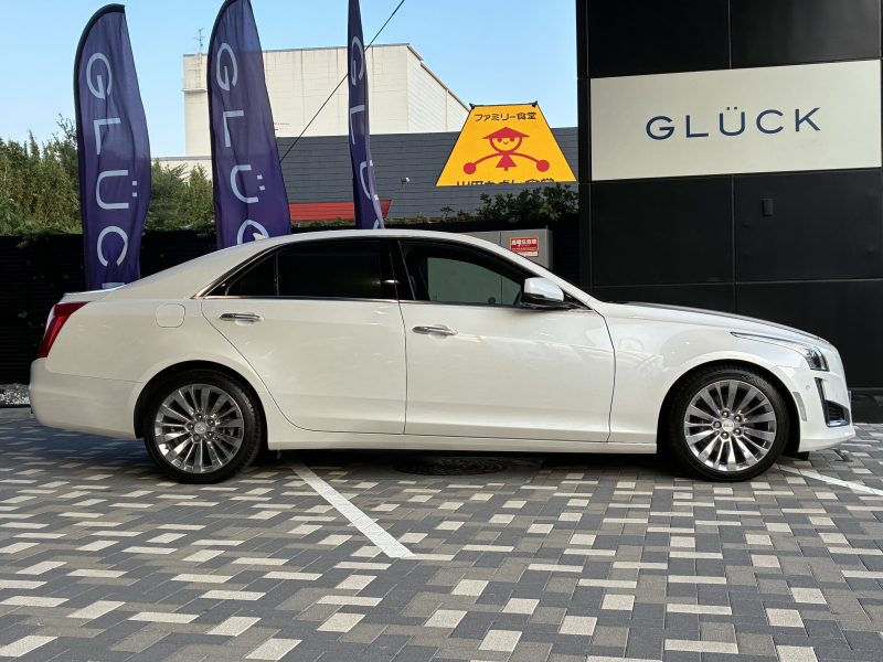 キャデラック CTS 中古車