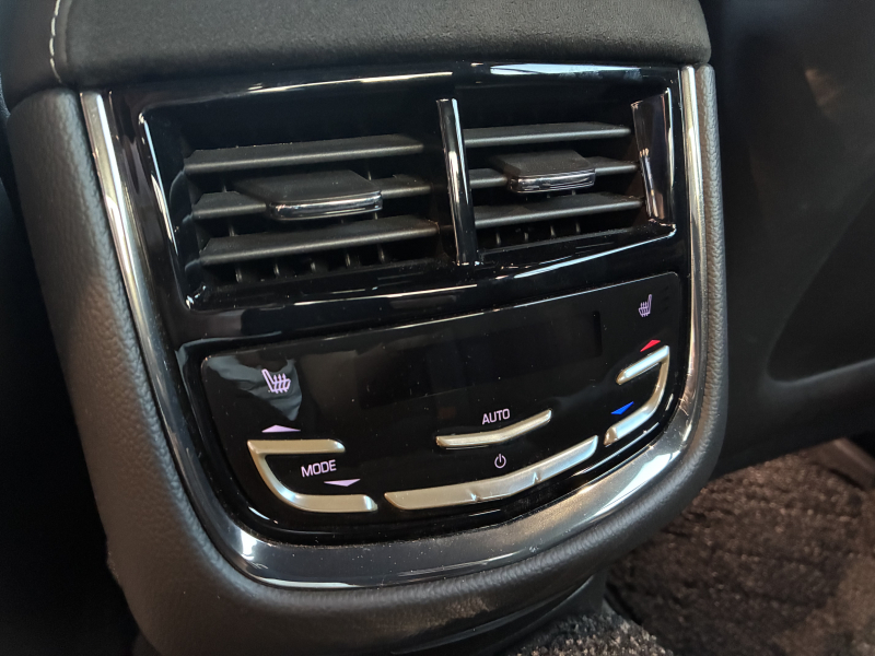 キャデラック CTS 中古車