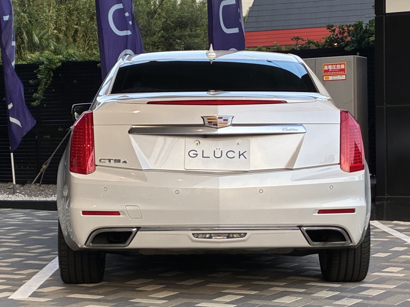 キャデラック CTS 中古車