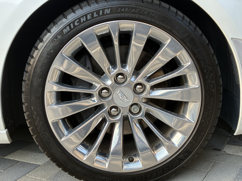 キャデラック CTS 中古車