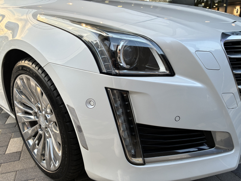 キャデラック CTS 中古車