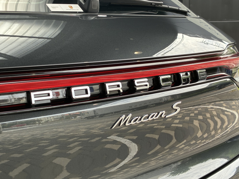 ポルシェ マカン 中古車