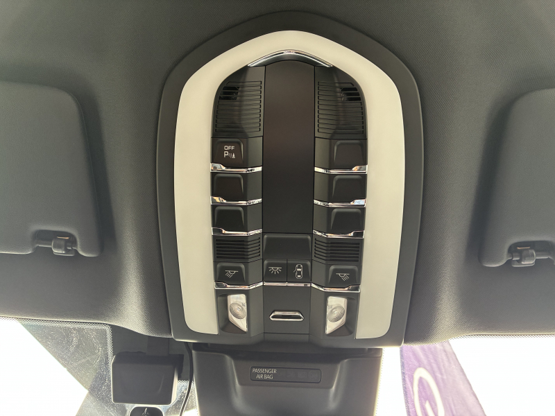 ポルシェ マカン 中古車