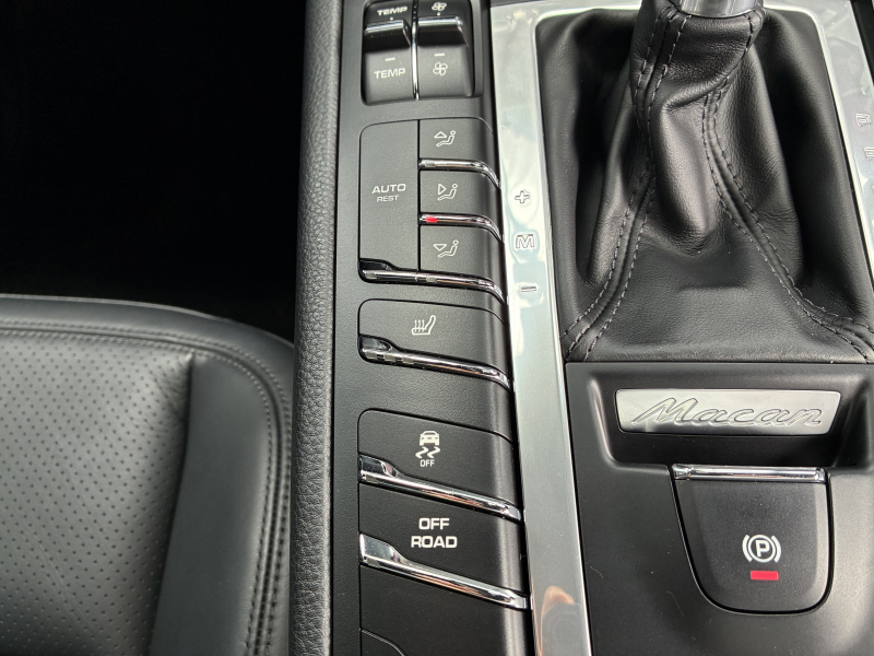 ポルシェ マカン 中古車