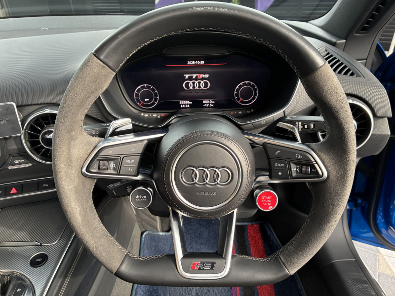 アウディ TT RS ロードスター 中古車