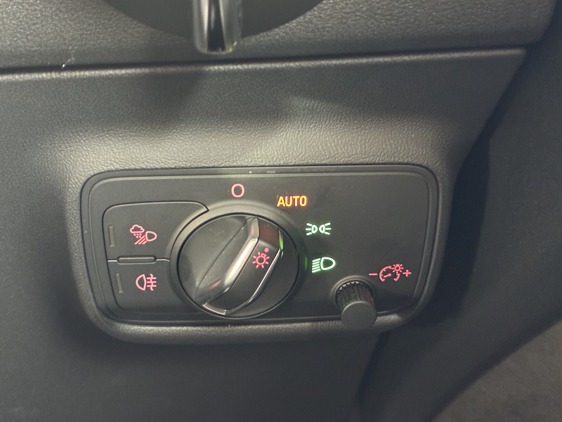 アウディ TT RS ロードスター 中古車