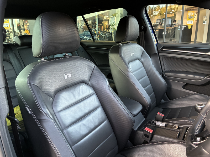 フォルクスワーゲン ゴルフ 中古車