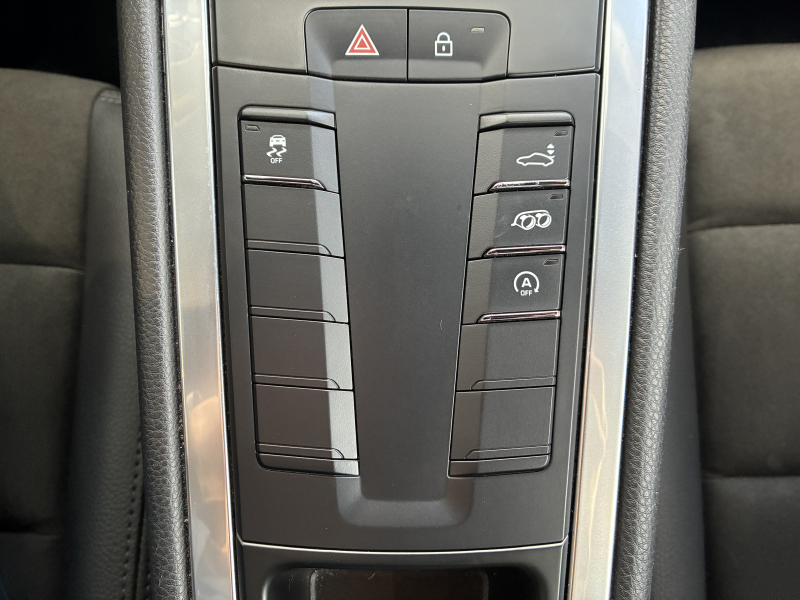 ポルシェ 718 ケイマン 中古車