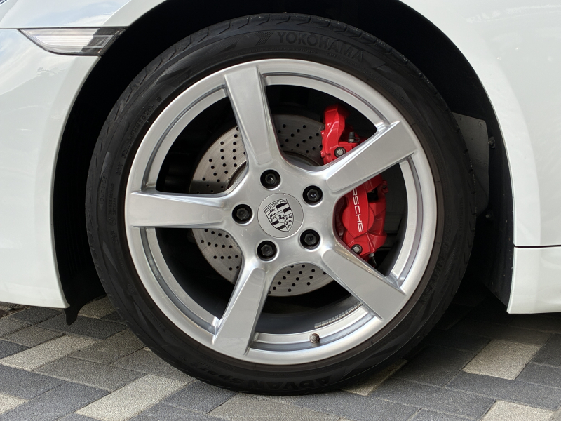 ポルシェ 718 ケイマン 中古車