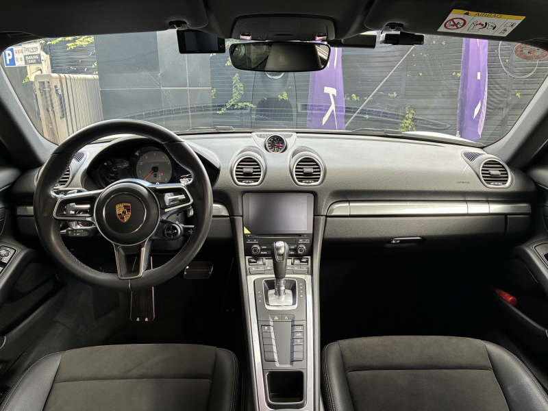 ポルシェ 718 ケイマン 中古車