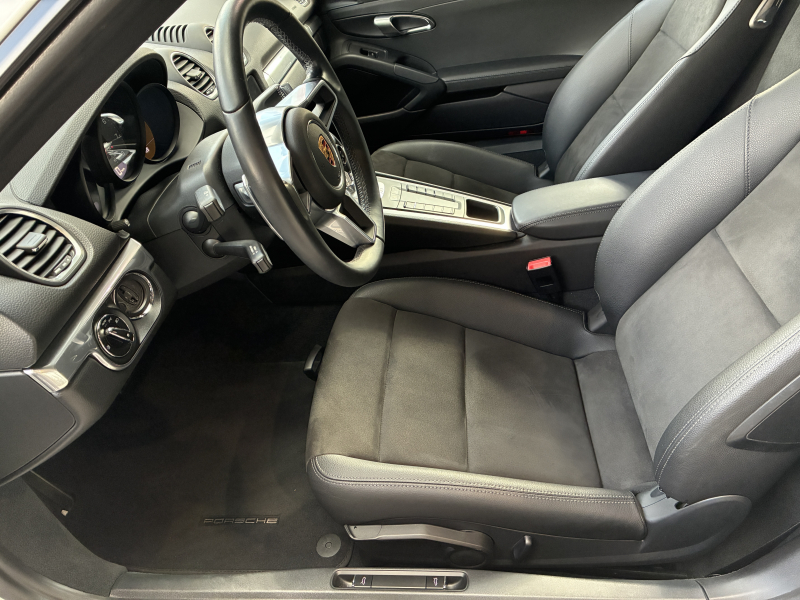 ポルシェ 718 ケイマン 中古車