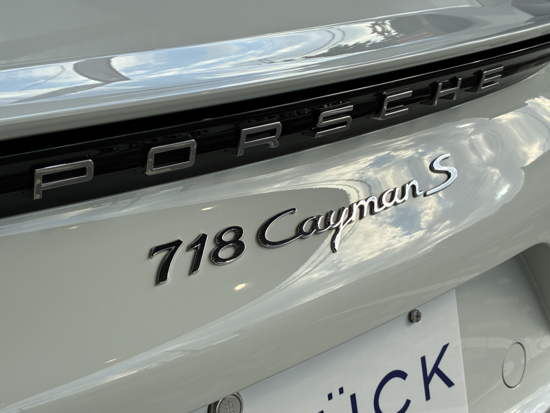 ポルシェ 718 ケイマン 中古車