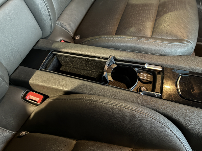 ポルシェ パナメーラ 中古車