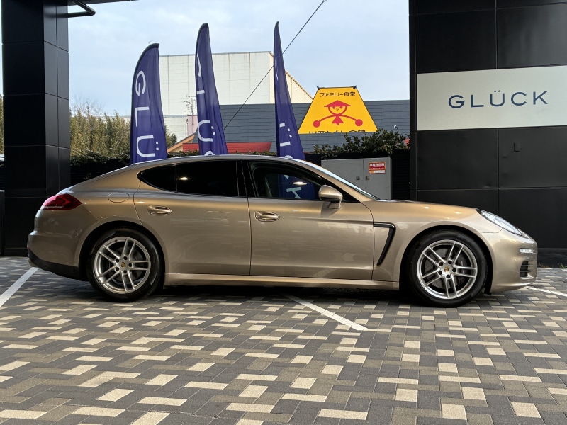ポルシェ パナメーラ 中古車