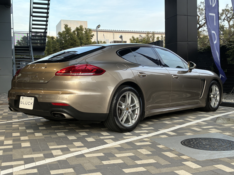 ポルシェ パナメーラ 中古車