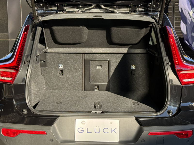 ボルボ XC40 中古車