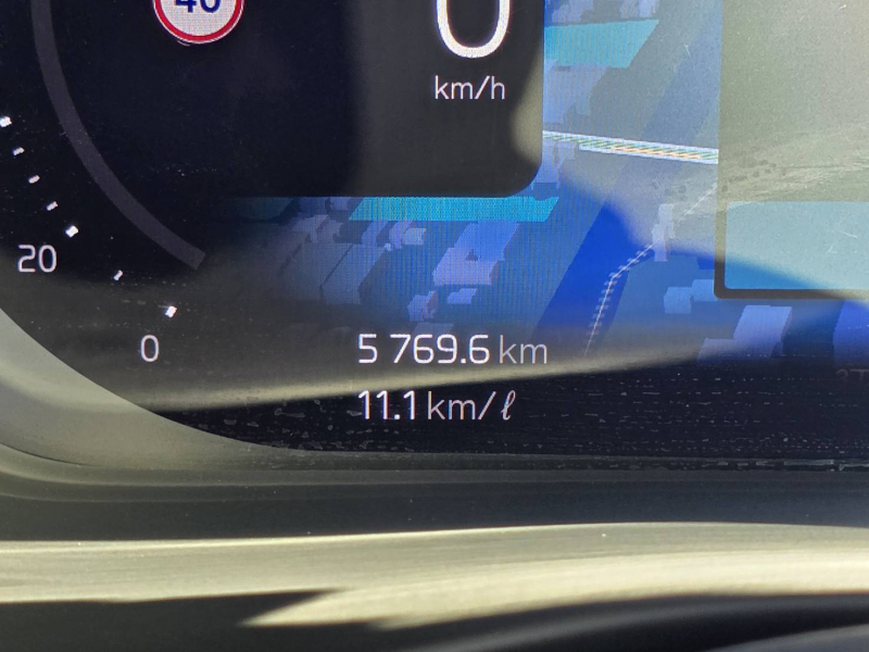 ボルボ XC40 中古車